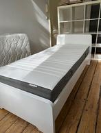 Volledig bed IKEA, Huis en Inrichting, Slaapkamer | Bedden, 90 cm, Eenpersoons, Wit, Zo goed als nieuw