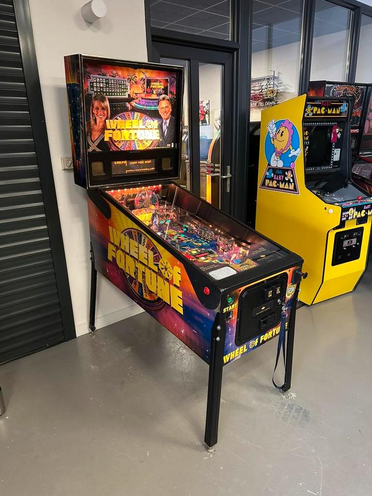 Prachtige flipperkast Stern Wheel Of Fortune Pinball, Verzamelen, Automaten | Flipperkasten, Zo goed als nieuw, Dot-matrix, Flipperkast