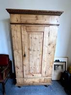 Houten kast, Ophalen
