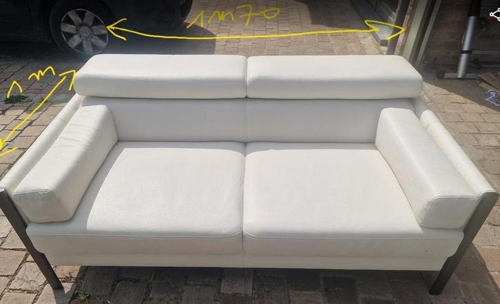 Twee Stijlvolle witte leren-look 2-zits bank, Huis en Inrichting, Zetels | Zetels, Gebruikt, Leer, Ophalen