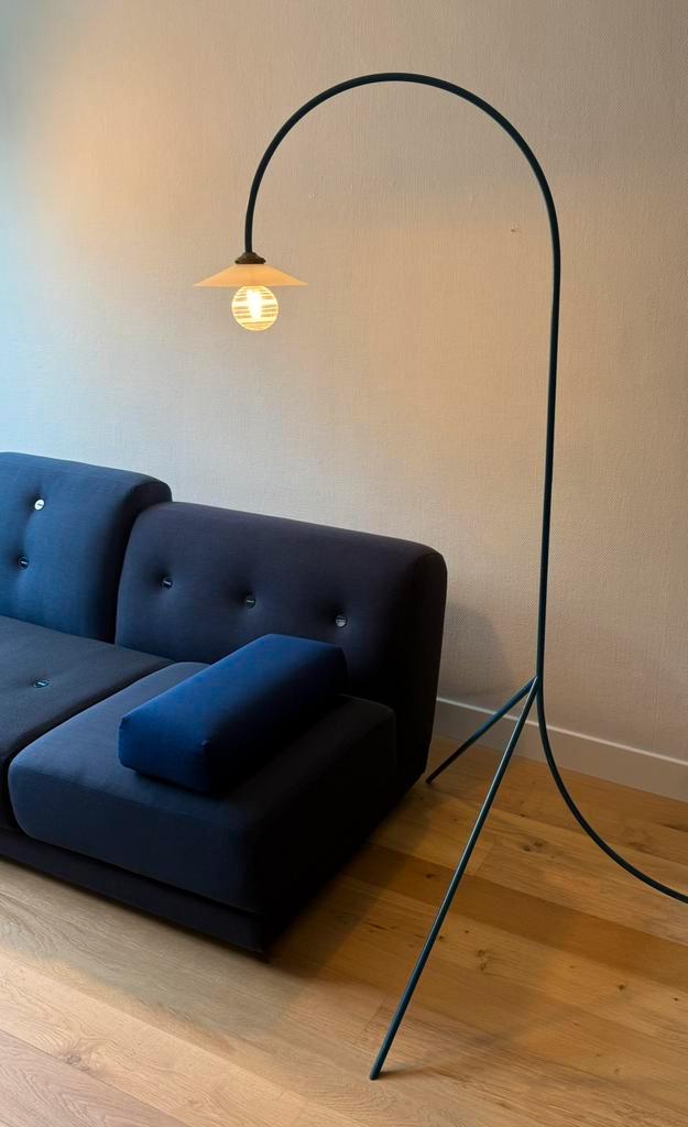Valerie Objects Standing Lamp 1 Vloerlamp Muller van Severen, Huis en Inrichting, Lampen | Vloerlampen, Zo goed als nieuw, Ophalen of Verzenden