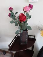 Oude wijnkist met kunstbloemen, Huis en Inrichting, Ophalen of Verzenden, Zo goed als nieuw