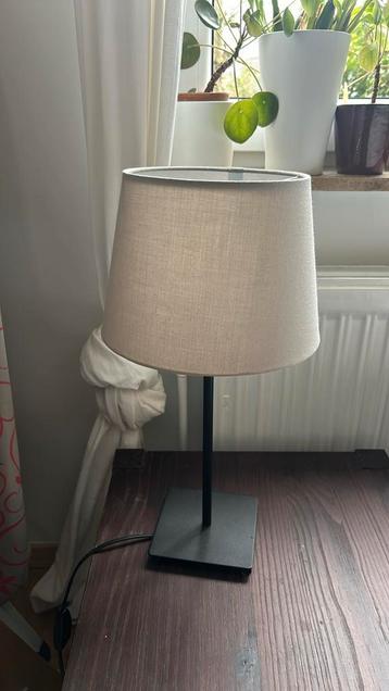 Lampe de table IKEA Hemma beschikbaar voor biedingen