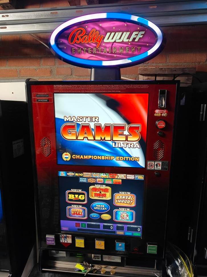 Master games (wand)gokkast met o.a. SLOTS en Club 2000, Verzamelen, Automaten | Gokkasten en Fruitautomaten, Zo goed als nieuw
