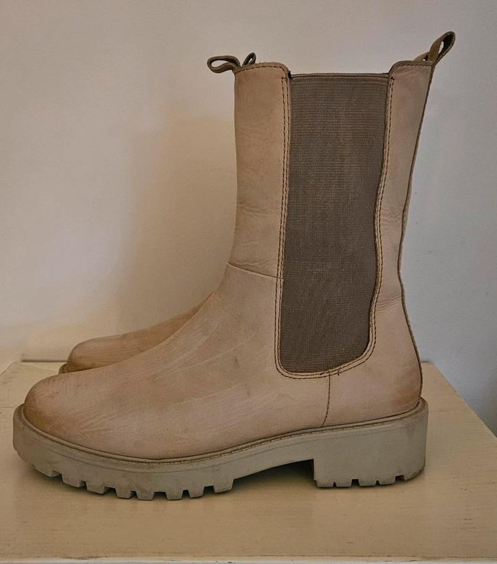Bottes Chelsey beiges taupes et beiges EBL 8790, Vêtements | Femmes, Chaussures, Comme neuf, Boots et Botinnes, Beige, Enlèvement ou Envoi