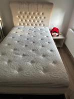 Bed met matras inbegrepen, Huis en Inrichting, Slaapkamer | Bedden, Verstelbaar, Beige, Ophalen of Verzenden, Zo goed als nieuw