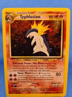 Typhlosion 18/111 - Neo Genesis, Hobby en Vrije tijd, Verzamelkaartspellen | Pokémon, Verzenden, Gebruikt