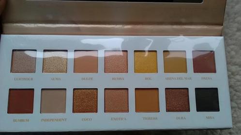 Nieuw make-uppalet van Ivy Cruz, Handtassen en Accessoires, Uiterlijk | Cosmetica en Make-up, Nieuw, Make-up, Ogen, Overige kleuren