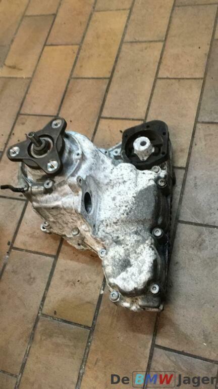Tussenbak verdeelbak X-drive BMW X1 E84 27107619176, Auto-onderdelen, Transmissie en Toebehoren, BMW, Gebruikt, Ophalen of Verzenden