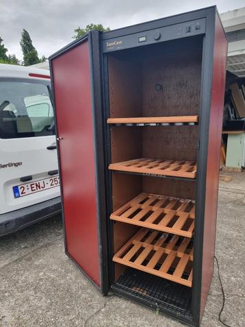 wijn verouderingskast Euro Cave confort beschikbaar voor biedingen