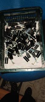 GROS LOT DE SOQUETS., Antiquités & Art, Enlèvement