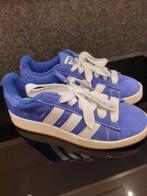 Prachtige hemelsblauwe herensneakers Adidas "charmed" mt43,5, Blauw, Nieuw, Ophalen of Verzenden, Adidas