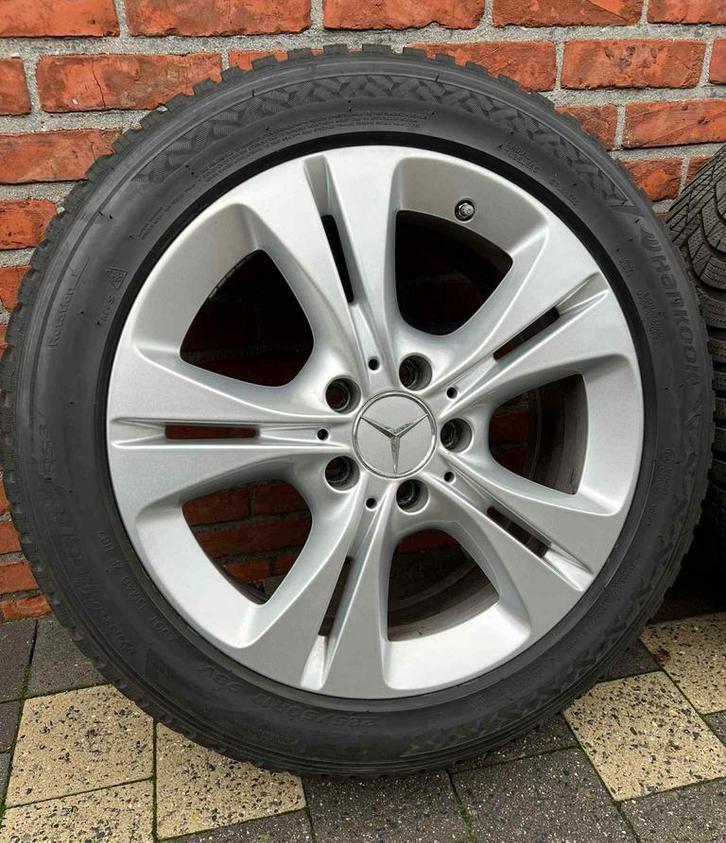 MERCEDES C KLASSE W205 WINTERSET - 225/50/R17, Auto-onderdelen, Banden en Velgen, Banden en Velgen, Winterbanden, 17 inch, 225 mm
