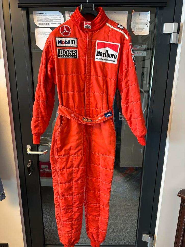 McLaren-Mercedes David Coulthard OMP F1-combinatie uit 1996, Verzamelen, Automerken, Motoren en Formule 1, Zo goed als nieuw, Ophalen of Verzenden