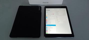 Apple ipad air + Case  in goede staat incl verpakking, Computers en Software, Apple iPads, Ophalen of Verzenden, Gebruikt, Apple iPad Air