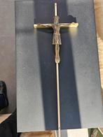 Katholiek kruis van Christus, Ophalen, Zo goed als nieuw