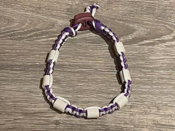 Anti-teken/vlooien kralenketting beschikbaar voor biedingen
