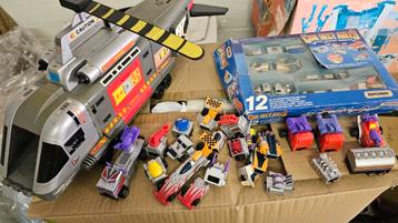 Matchbox connectables doos, onderdelen en grote helicopter  beschikbaar voor biedingen