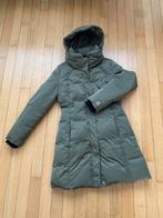 HUGO BOSS winterjas 38, Kleding | Dames, Jassen | Winter, Ophalen, Zo goed als nieuw, Maat 38/40 (M), Groen