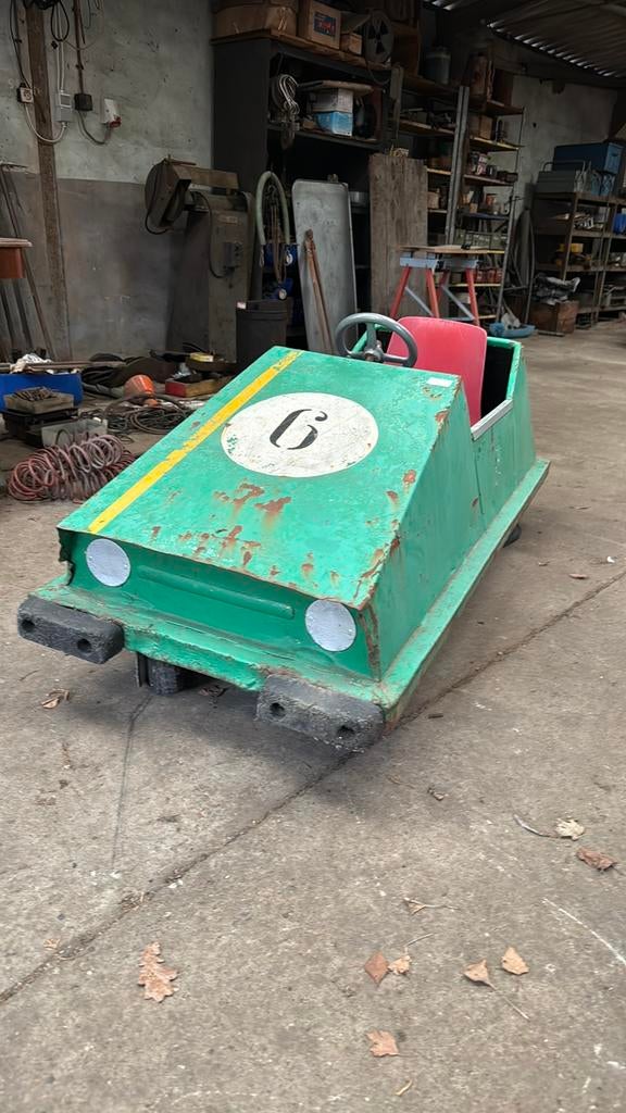 Oude trapauto - metaal - mooi als decoratie, Antiek en Kunst, Ophalen