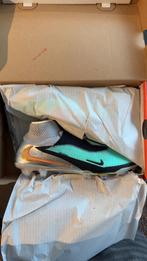 Nike Phantom 6 High Elite Limited Edition Maat 44, Sports & Fitness, Football, Enlèvement, Neuf, Chaussures