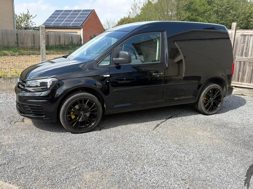 Volkswagen Caddy 2.0 TDI (2016), Auto's, Bestelwagens en Lichte vracht, Voorwielaandrijving, Stof, Volkswagen, Zwart