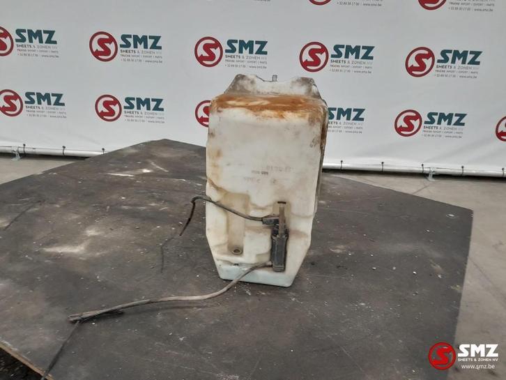 Occ ruitenwisservloeistoftank Mercedes Atego A9738, Auto-onderdelen, Vrachtwagen-onderdelen, Mercedes-Benz, Overige Auto-onderdelen