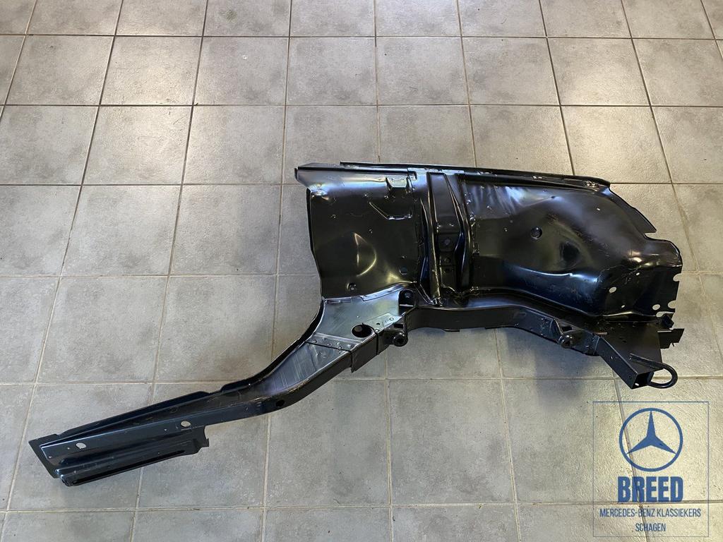 NOS wielkast rechts compleet voor Mercedes-Benz W114 W115 /8, Ophalen, -, Nieuw, Bumper