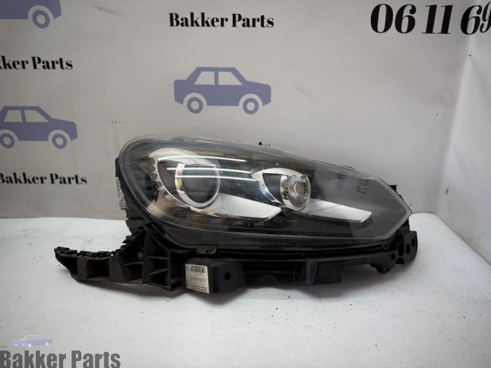 Phare droit d'un Volkswagen Golf, Autos : Pièces & Accessoires, -, Volkswagen, -, 3 mois de garantie