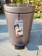 Nouvelle poubelle à pédale Brabantia 12l, Enlèvement