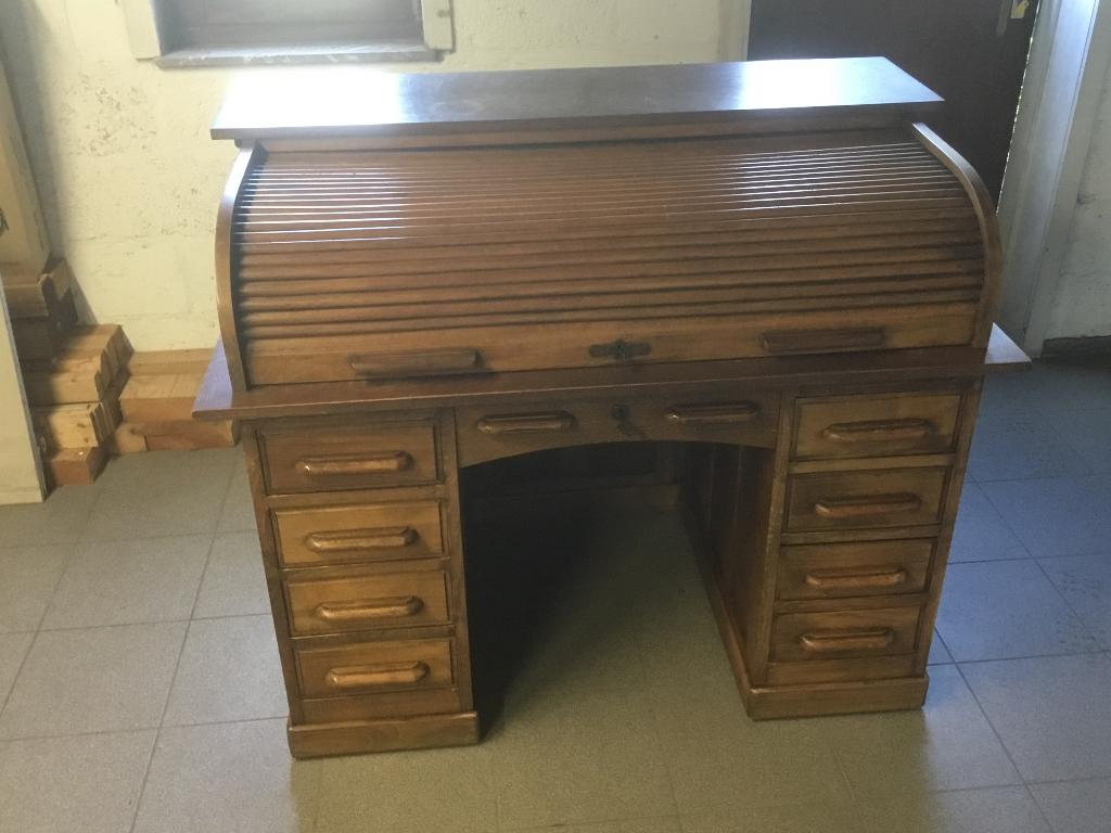 Oude antieken bureau met rolluik. Zeer stevig, eik, Ophalen, Gebruikt