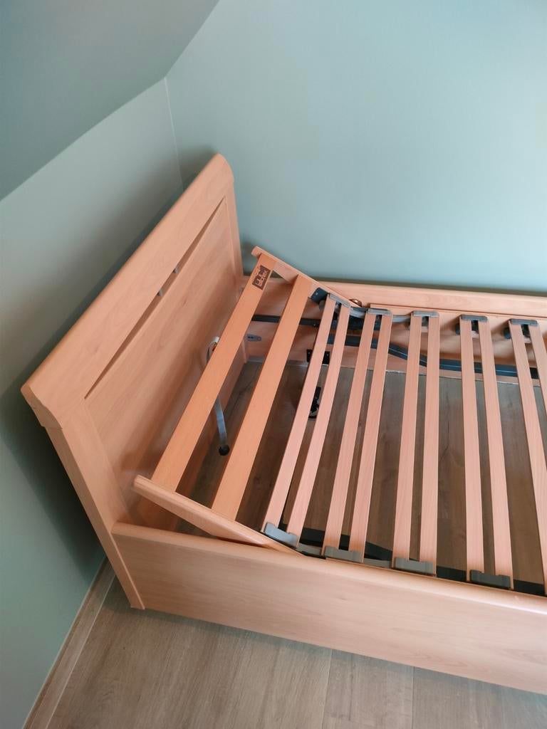 Eenpersoonsbed, Ophalen, Verstelbaar