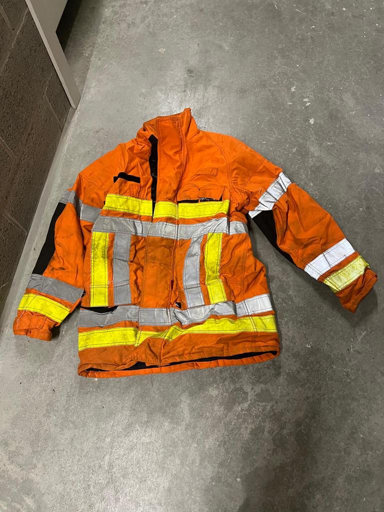 Brandweer / High-Vis interventiepak – Jas + Broek (Nomex), Ophalen, Zo goed als nieuw, Maat 52/54 (L)