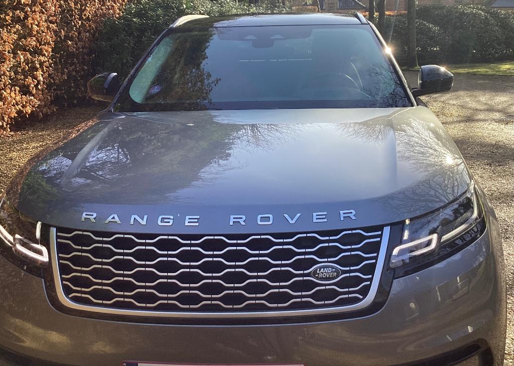 Land Rover Range Rover Velar COMING SOON P400E HSE PHEV, Auto's, Land Rover, Automaat, Beige, Leder, Dealer onderhouden