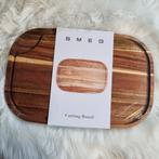 Planche à découper SMEG - bois d'acacia - 28 x 42 cm - neuve, Maison & Meubles, Enlèvement ou Envoi, Neuf