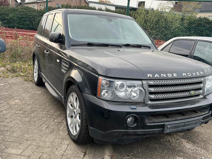 Rangs Rover 2.7 diesel, Autos, Land Rover, Particulier, 4x4, ABS, Airbags, Air conditionné, Alarme, Bluetooth, Air conditionné automatique