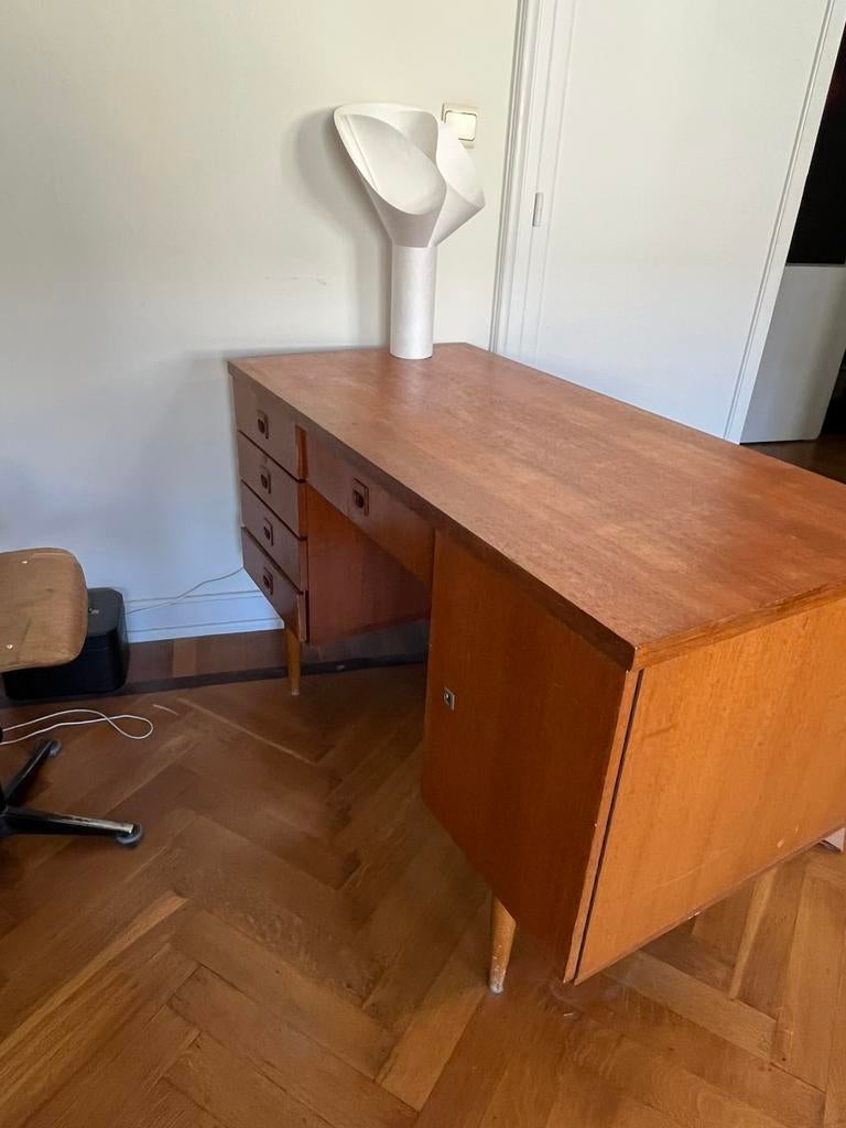 Vintage bureau, Huis en Inrichting, Bureaus, Vintage, Ophalen, Zo goed als nieuw