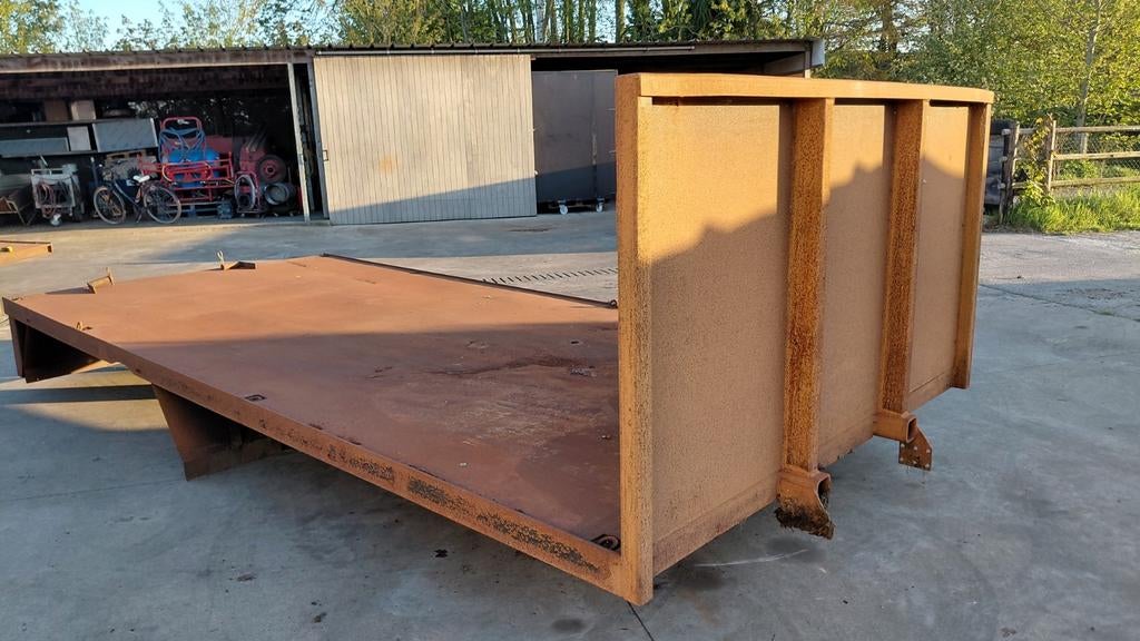 Nieuwe zeer stevige vlakke laadbak 3 functies en fassi kraan, Ophalen, Volvo