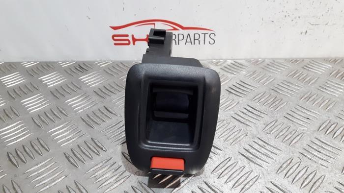 Serrure banquette arrière d'un Mercedes B-Klasse, 3 mois de garantie, Utilisé, -, -