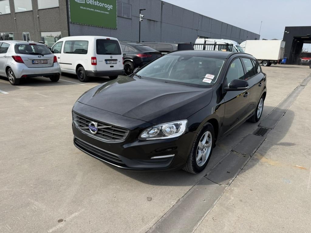 Volvo V60 (Stock ID 10604), Automaat, Stof, Zwart, Navigatiesysteem