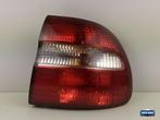 Feu arrière droit d'un Volvo V40, Autos : Pièces & Accessoires, -, 3 mois de garantie, Utilisé, -