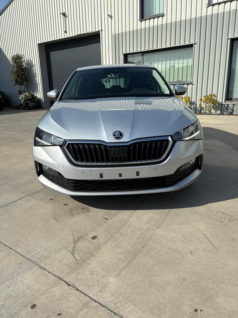 Skoda Scala 2019 1.6 diesel automatique DSG, Argent ou Gris, Euro 6, Entreprise, Carnet d'entretien