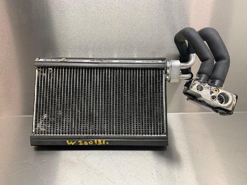 AIRCOVERDAMPER Subaru Outback (BP) (01-2003/09-2009), Gebruikt, Subaru