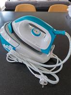 Strijkijzer met stoomgenerator merk Domo, Elektronische apparatuur, Strijkijzers en Strijkplanken, Ophalen, Gebruikt, Strijkijzer met snoer