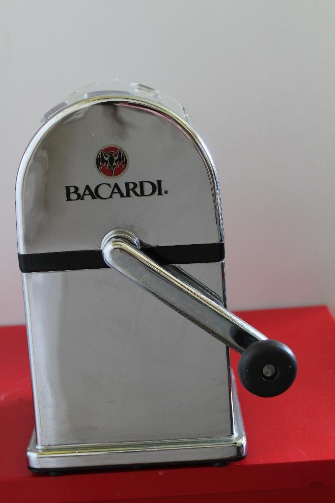 Ice crusher Bacardi.  Vintage jaren '70., Ophalen of Verzenden