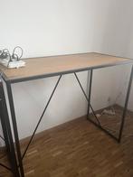 Twee hoge tafels, Ophalen, Gebruikt