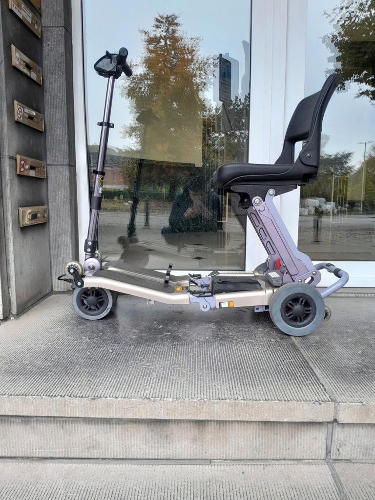 Chaise roulante électrique Luggie mobility scooter pmr, Enlèvement ou Envoi