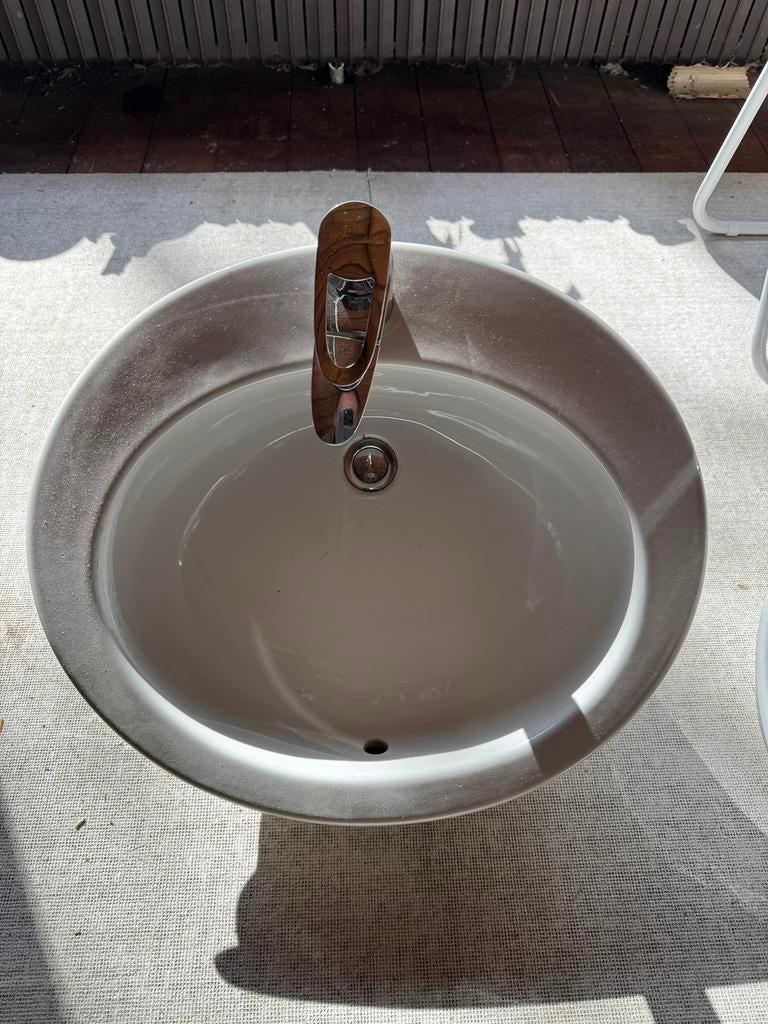 2 Vintage lavabo’s jaren 70 met Grohe kraan, Ophalen, Gebruikt