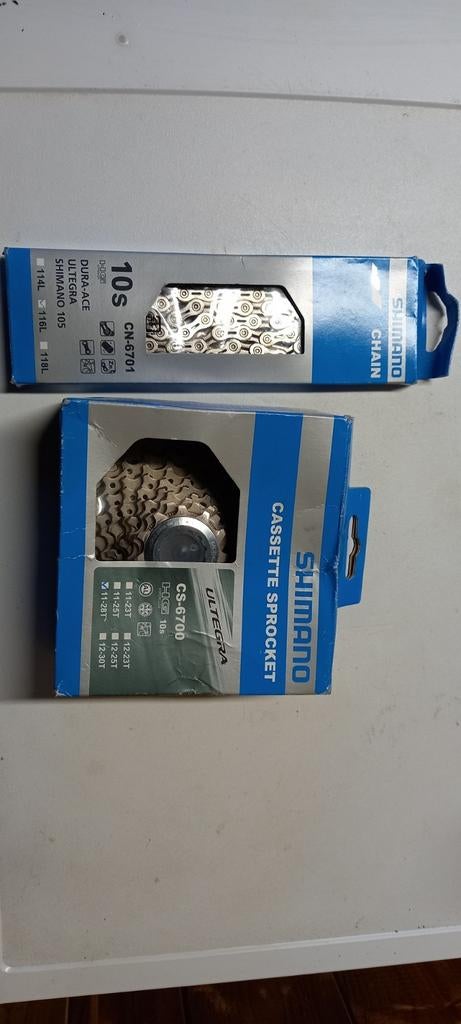 Ultegra 10 speed ketting + cassette, Doe-het-zelf en Bouw, Gereedschap | Machine-onderdelen en Toebehoren, Ophalen