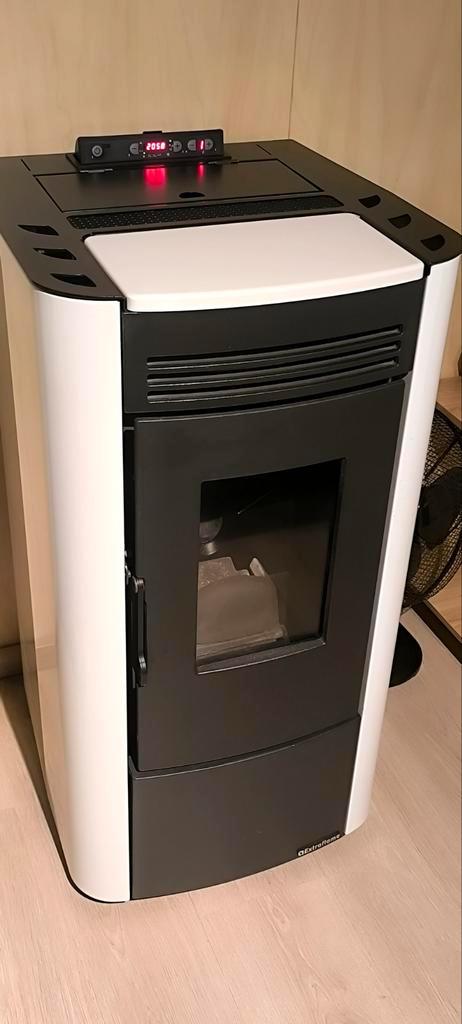 Pelletkachel La Nordica extraflame ketty 7.2kw, Huis en Inrichting, Kachels, Pelletkachel, Ophalen